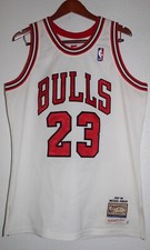 Michael Jordan Collectibles and Gift Guide 46