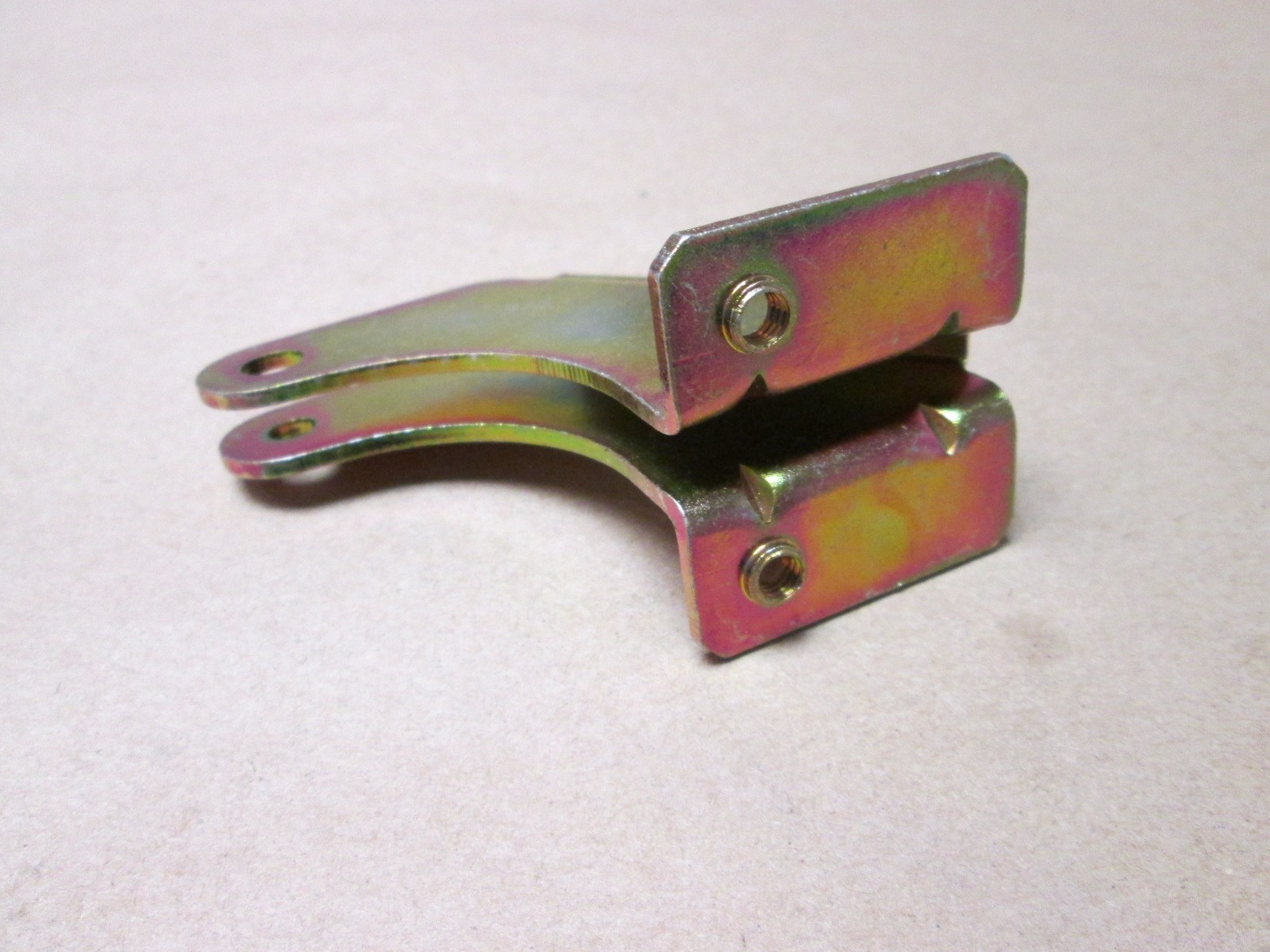 Ferrari 360, LH Door Bracket # 64810200