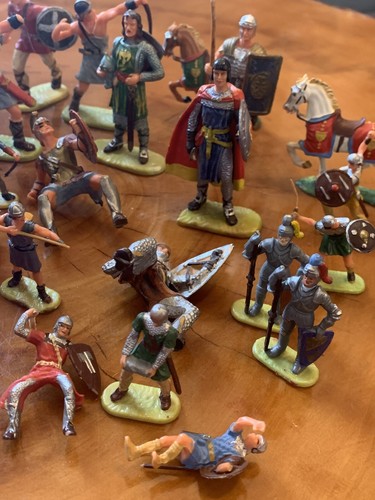 Elastolin Germany Lot of 31 Figures Medieval Crusades Knights Horse Various size - Picture 5 of 9