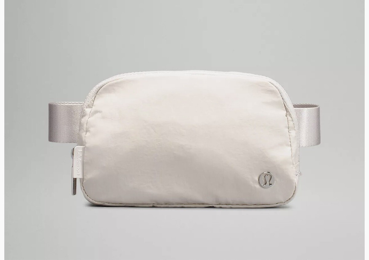fjallraven kanken mini backpack urban outfitters – Mountain Tops DE_REVIEW_PENDING repellant Vinylon F material Kidston Mini Backpack Snoopy Pattern:Los Angeles Chargers Bandana