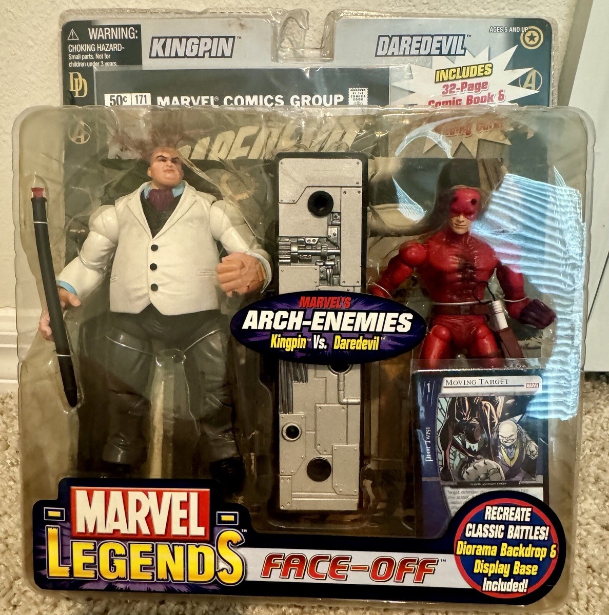 TOYBIZ FACE OFF KINGPIN VS DAREDEVIL (Mask) 6 inches White TOYBIZ FACE OFF KINGPIN VS DAREDEVIL (Mask) 6 inches White