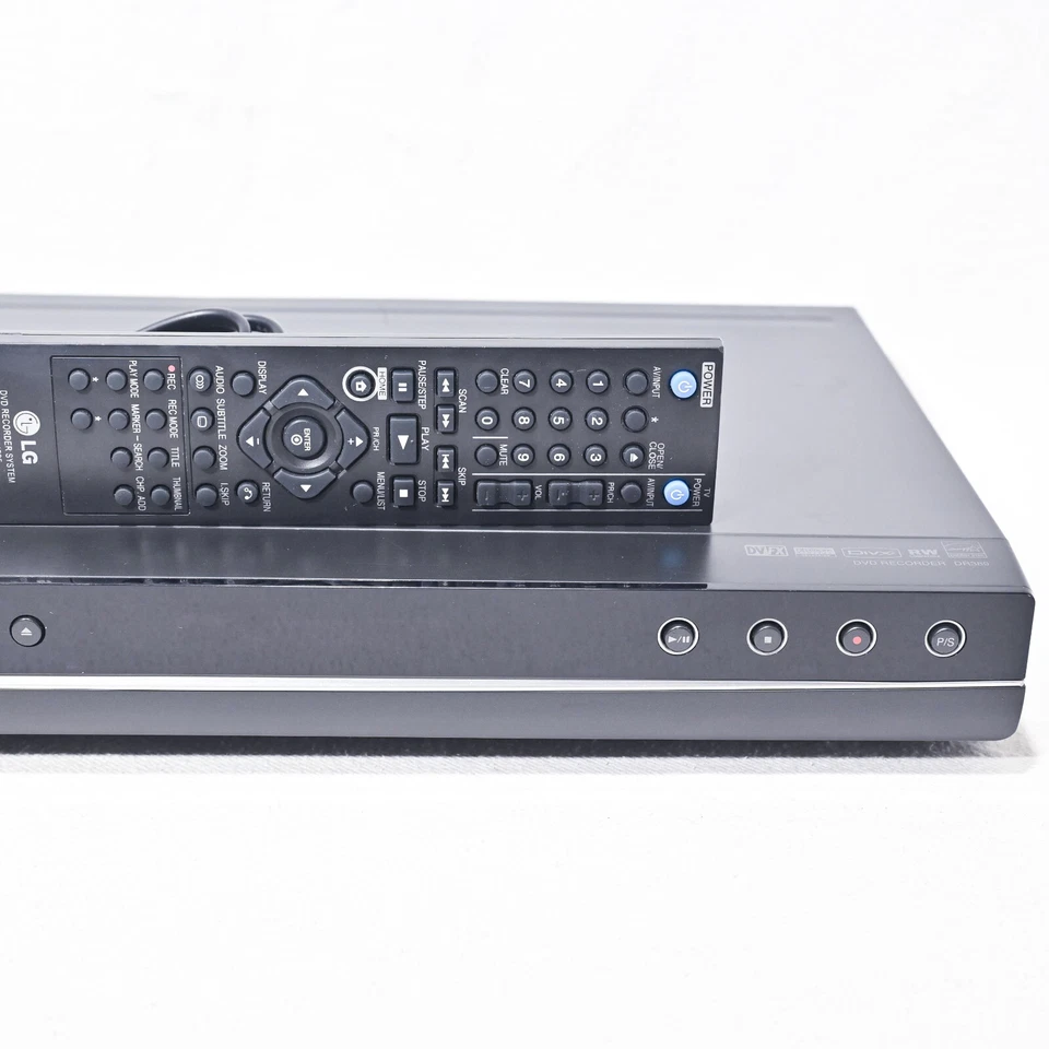 LG DR389 DVD Player USB Plus w/ Remote - Image 3 of 4