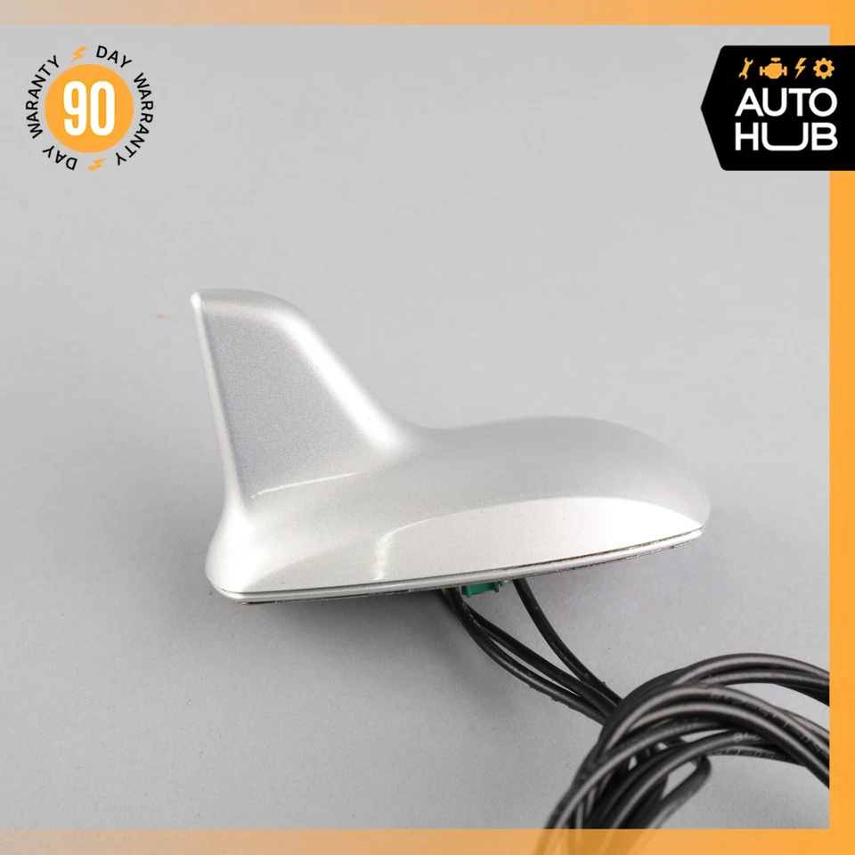 08-16 Antena de radio aleta de tiburón Mercedes W204 C300 C350 E350 E400 E550 OEM Foto 4 de 4