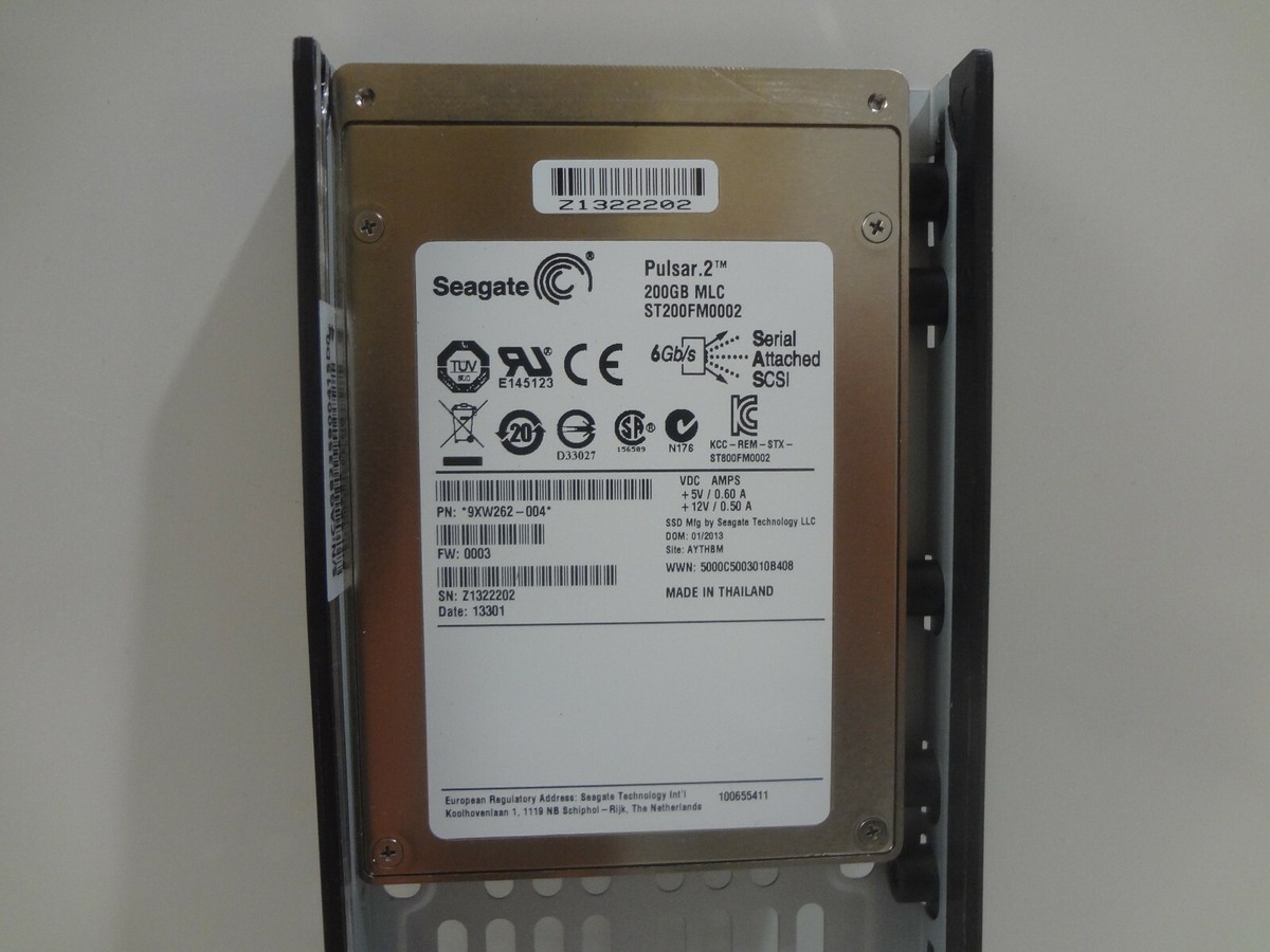Seagate 企業向け SSD 「Pulsar.2」 SAS 6GbpsとSATA 6Gbps対応 2.5インチ ST200FM0012 200GB i8my1cf Seagate Pulsar.2 ST200FM0002 200GB 6Gbps 2.5