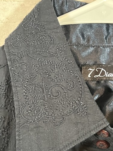 7 Diamond Black Dress Shirt w/ Black Embroidery Size Medium - Picture 4 of 8