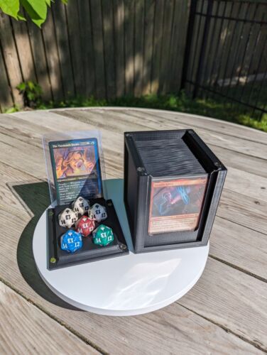 Magic The Gathering Commander Display Deck Box For 100 Double Sleeved Cards - Picture 3 of 16