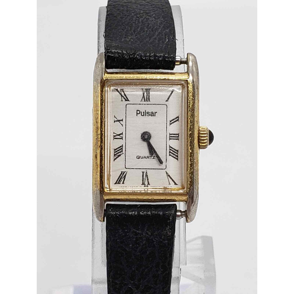 Pulsar women's watch. Square face, gold bevel. V232-5840 RO 5D5313