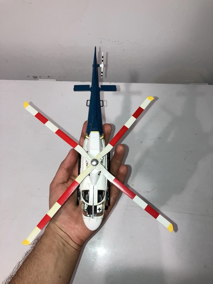 Helicóptero Die-Cast NYPD escala 1/43 Foto 4 de 4
