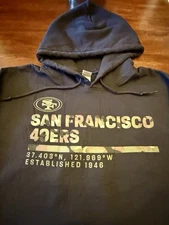 San Francisco 49ers Hooded Sweatshirt Camo- Stadium latitude/longitude Est. 1946