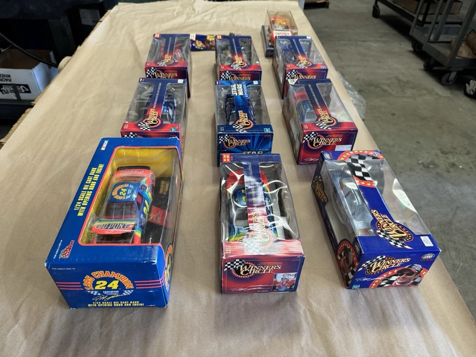  Lot of 10 Winners Circle 1:24 Jeff Gordon #24 Die Cast Cars with bonus car  - Image 3 of 4