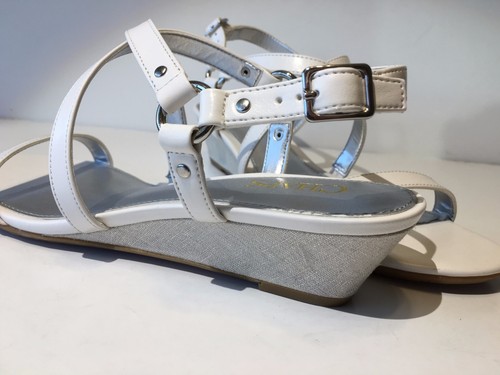 Chaps Women's MacKenzee Wedge Sandals (973) White/Silver Size 8.5M - Picture 3 of 4