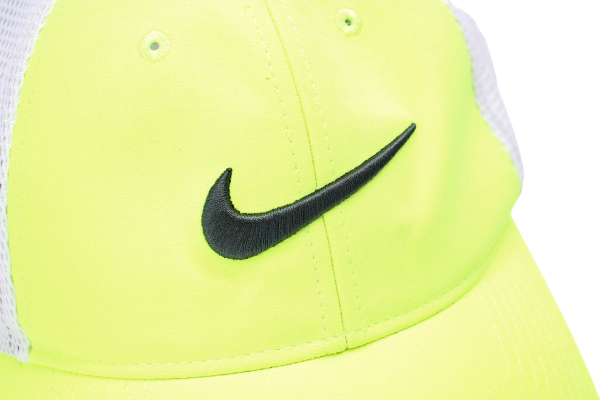 【NIKE GOLF】 Nike Pro Graphic Cap / 追跡付 333114_Black_FlatFront_2009.