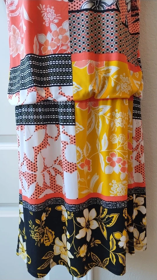 Vestido Macy's STYLE & CO estampado multicolor manga gorra - Talla Pequeña Foto 3 de 4