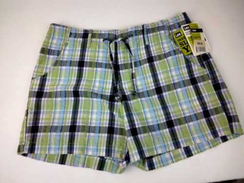 Lee Womens Plaid Shorts Size 12M Just Below the Waist Green Cotton Lg PocketsNEW - Picture 1 of 8