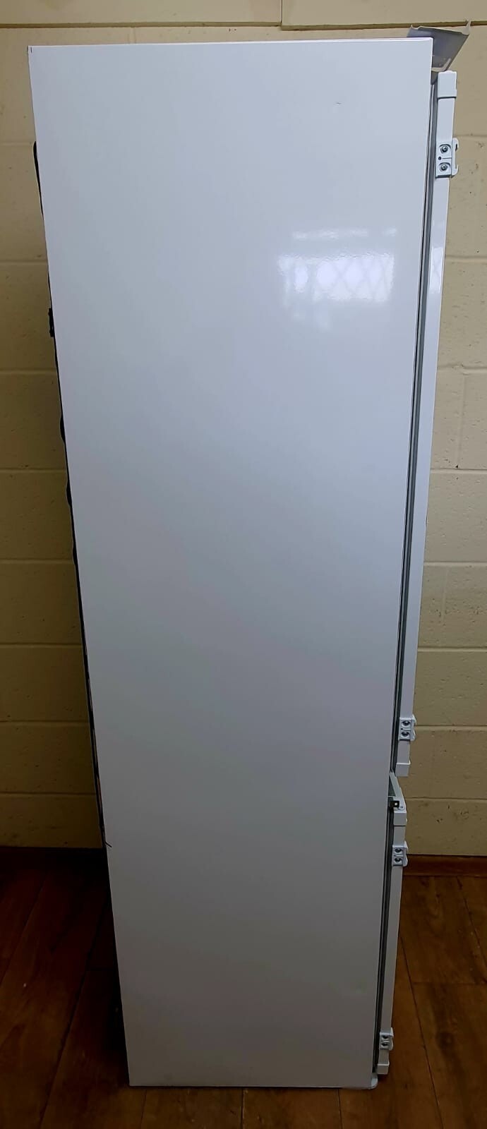 Beko BCFD373 F 54cm Built In Fridge Freezer 70/30 Frost Free White