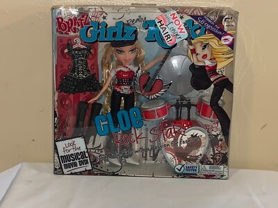 VINTAGE BRATZ GIRLZ ROCK! CLOE ROCK STAR! DOLL NEW IN BOX!!!