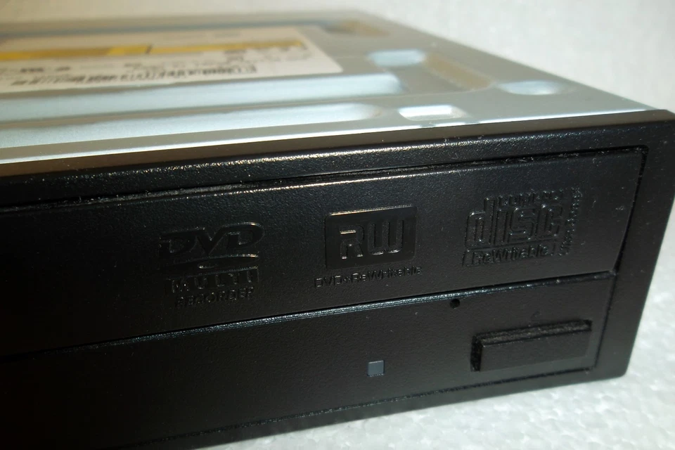 Grabadora grabadora Dell Samsung TS-H653 16x DVD±RW 8,5 GB doble capa SATA UU971 Foto 3 de 4