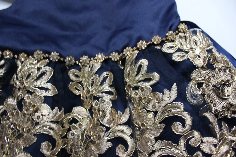 Vestido de festa de renda azul marinho e dourado para meninas edições raras – tamanho formal 4 - Imagem 2 de 4