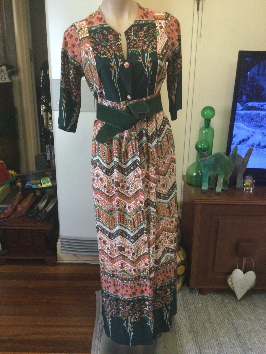 Vintage dressing hotsell brand