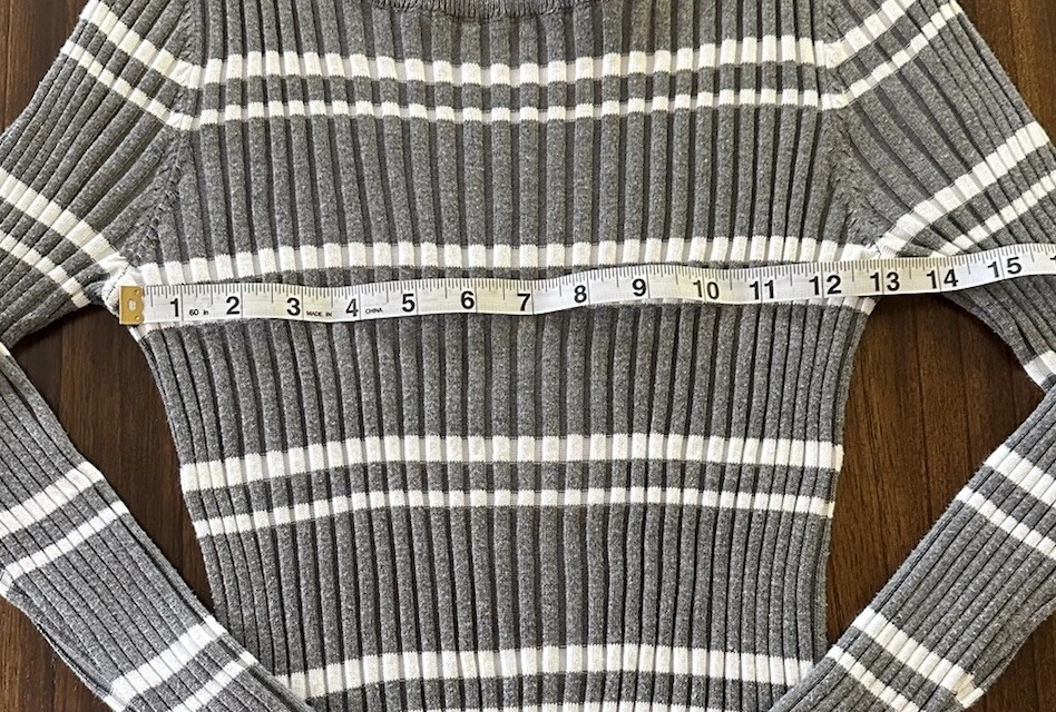 Розовый женский/юниорский свитер Republic размер S - Изображение 4 из 4