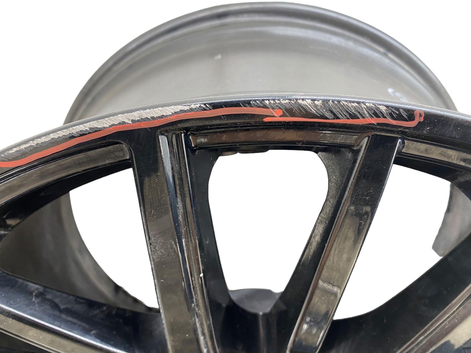 2017-2024 MASERATI LEVANTE (A) 21x10.5' ET 53 REAR WHEEL RIM *GOUGE/SCRATCHES*