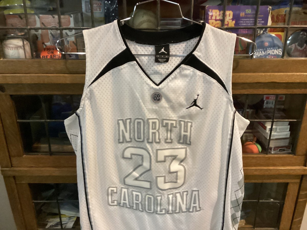 Jordan North Carolina 23 ジャージ S 23 North Carolina Tar Heels Jordan Brand Limited Authentic