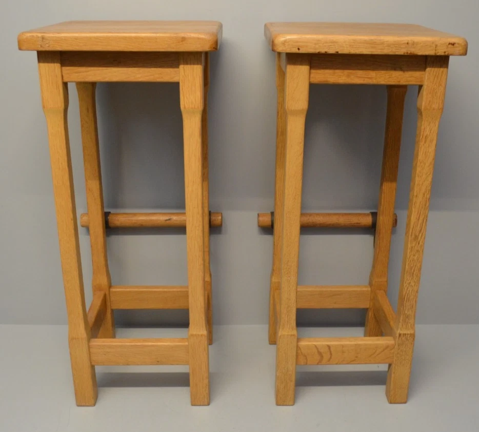 2x Vintage Barhocker Barstuhl Holzhocker mit Fußstütze Massivholz 35x33,5x79 cm - Bild 3 von 4