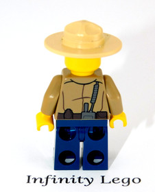 LEGO City Forest Police Officer Minifigure Off-road Command Centrer 4205