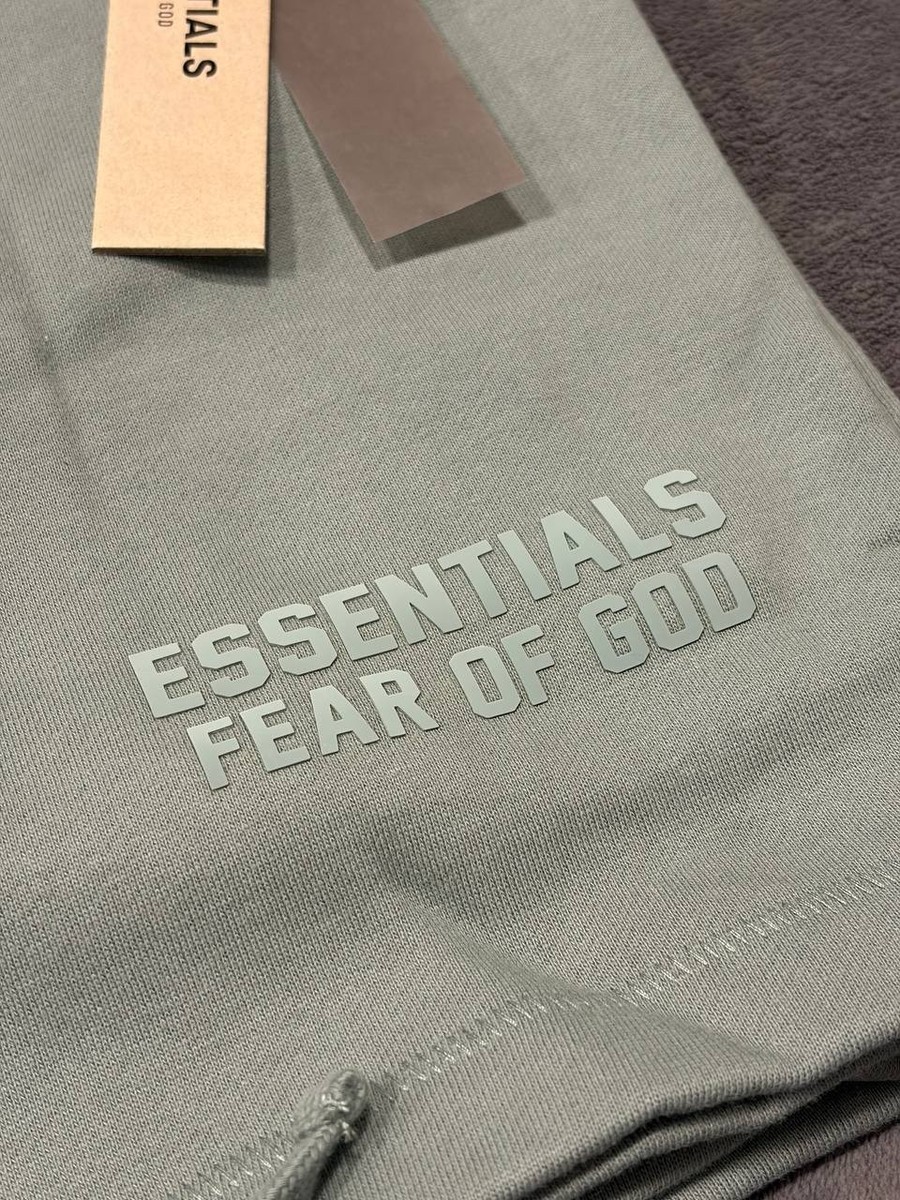 Fear of God Essentials Shorts Sycamore Green - NEW WITH TAGS (XS
