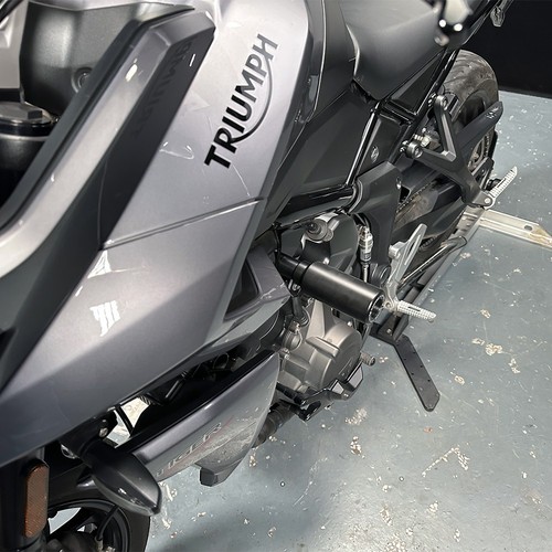 Engine Frame Slider Falling Anti Crash Protector Cover For Trident 660 2021-2025 - Picture 3 of 24