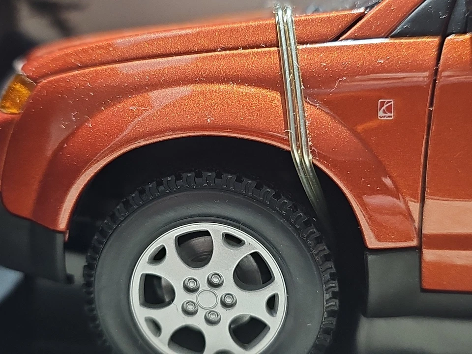 AutoArt 2002 Saturn Vue De colección 2001 Promo Réplica 1:18 Diecast Car Foto 4 de 4