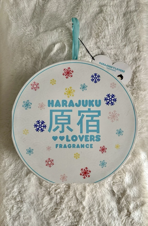 Juego de regalo fragancia conejitos de nieve Harajuku Lovers Foto 2 de 4