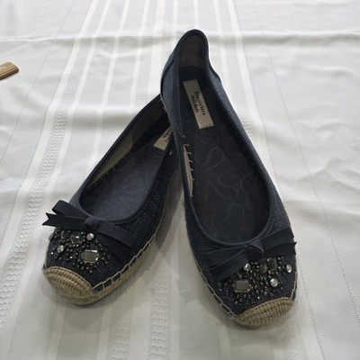 Simply Vera Espidrille Flat Slip Ons Blue W/ Rhinestones Size 7