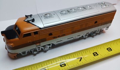 *DEAL REPAIR PROJECT Denver & Rio Grande Powered Locomotive HO Scale Train TYCO