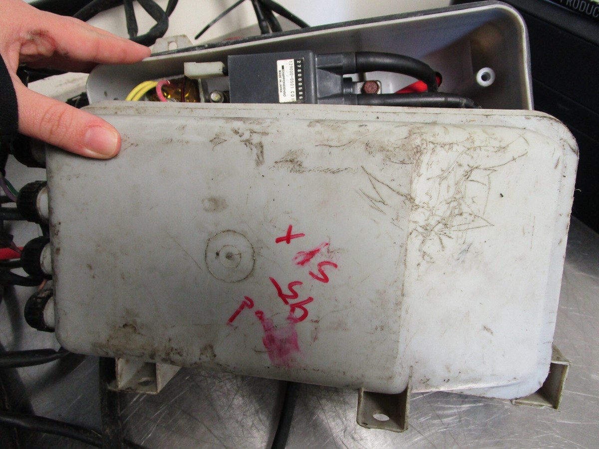 yatofspさん　専用 1990 Sea-doo Sp Oem Electrical Box Cover 278000069 JS21 | eBay