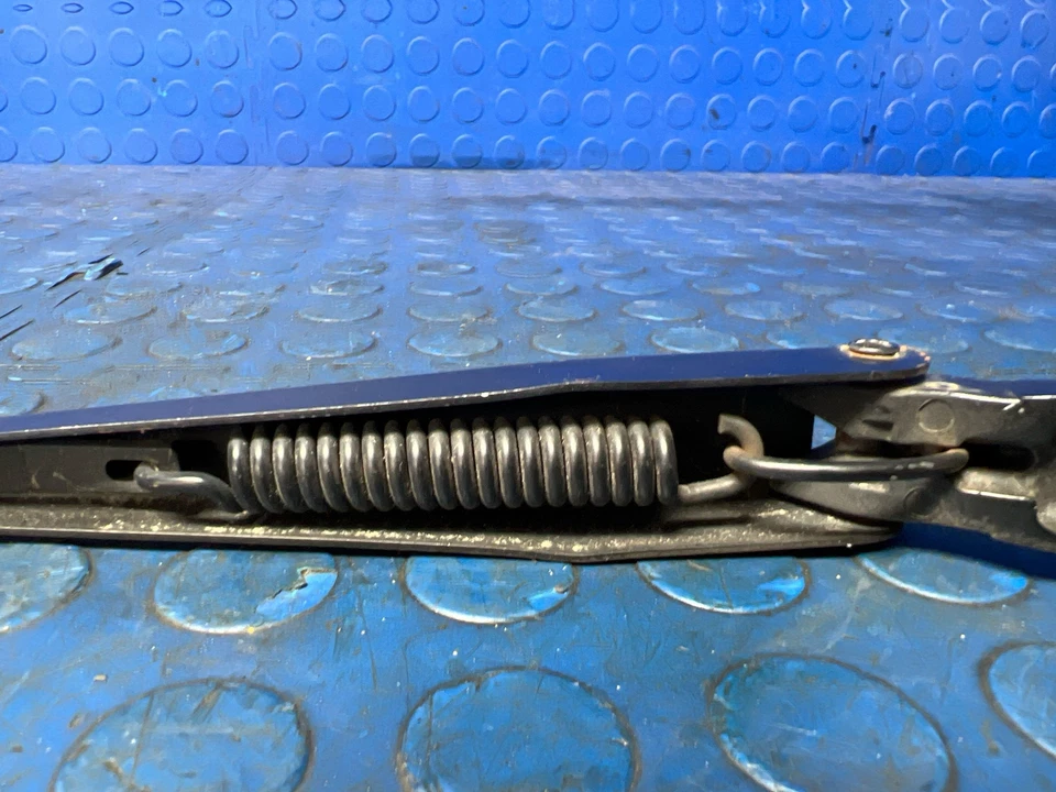 Brazo limpiaparabrisas delantero OEM 15214345 Chevy Trailblazer GMC Envoy 2002-2009 Foto 3 de 4