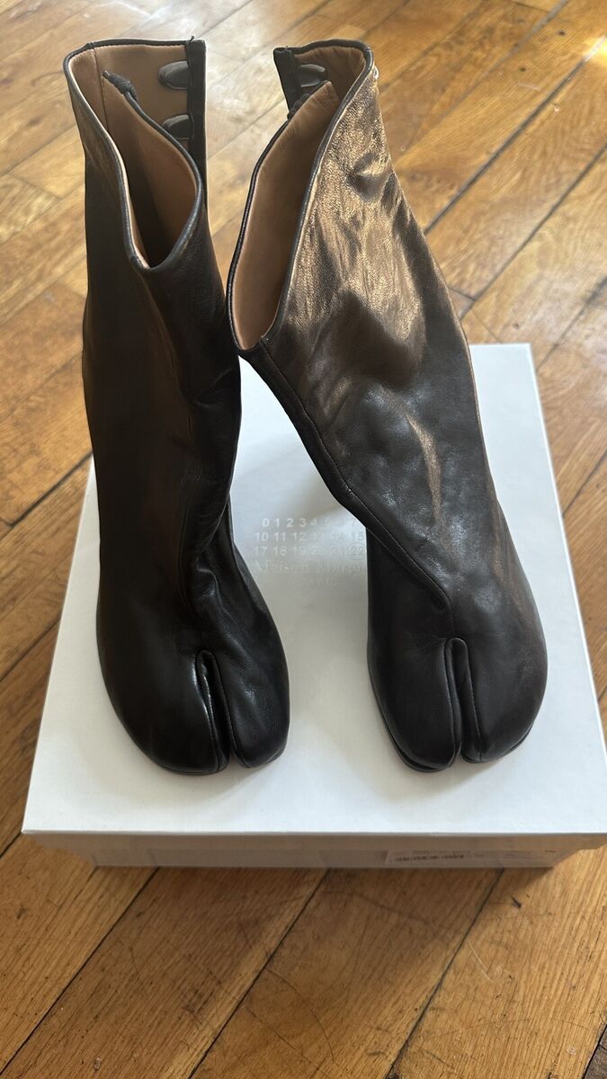 MAISON MARGIELA TABI SPLIT TOE HEEL BOOTS BLACK EU39 /US9 MAISON MARGIELA TABI SPLIT TOE HEEL BOOTS BLACK EU39 /US9