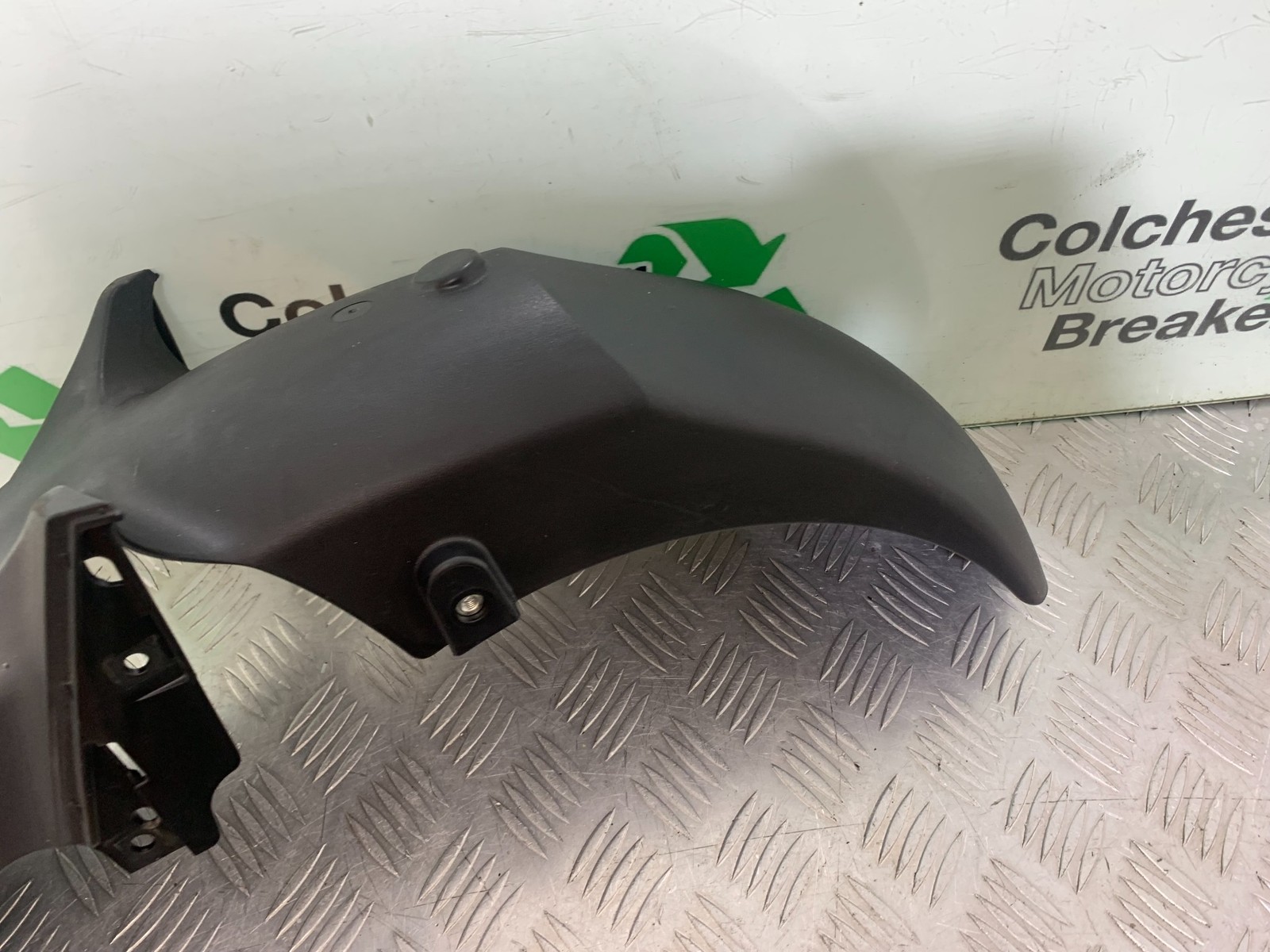 YAMAHA XMAX 300 FRONT MUDGUARD YEAR 2017-2020 (CMB1218)