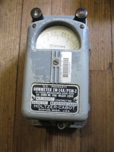 Vintage Ohmmeter ZM-14A PSM-2 0-1000 Megohms 500 VDC Holtzer-Cabot A.F. 3094