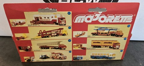 NEW VINTAGE MAJORETTE SUPER MOVERS # 3064 BUS IN BOX COACH FLAGS UNUSED NICE - Picture 3 of 10