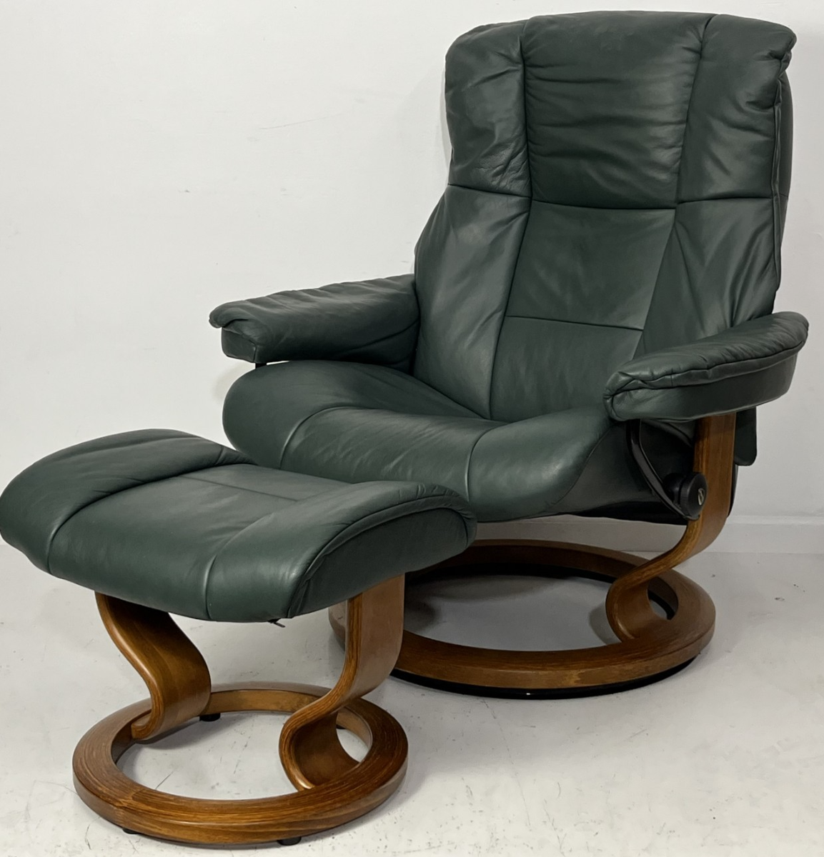 EKORNES ダークグリーン オットマン Ekornes Stressless Large MAYFAIR Green Leather Swivel Recliner