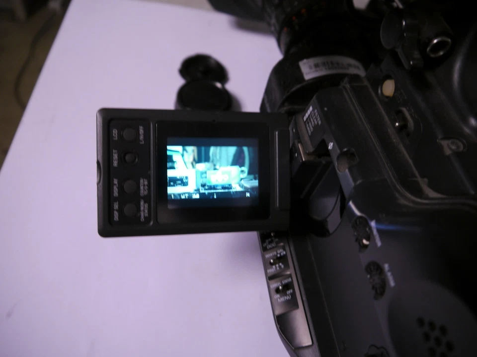 Sony DSR-450WSP DVCAM Camcorder  jh - Bild 2 von 4