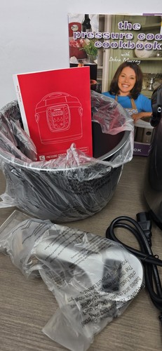 NUOVA Pentola a Pressione Elettrica Chefman 6 QT 9 in 1 con Libro di Cooking - Foto 5 di 15