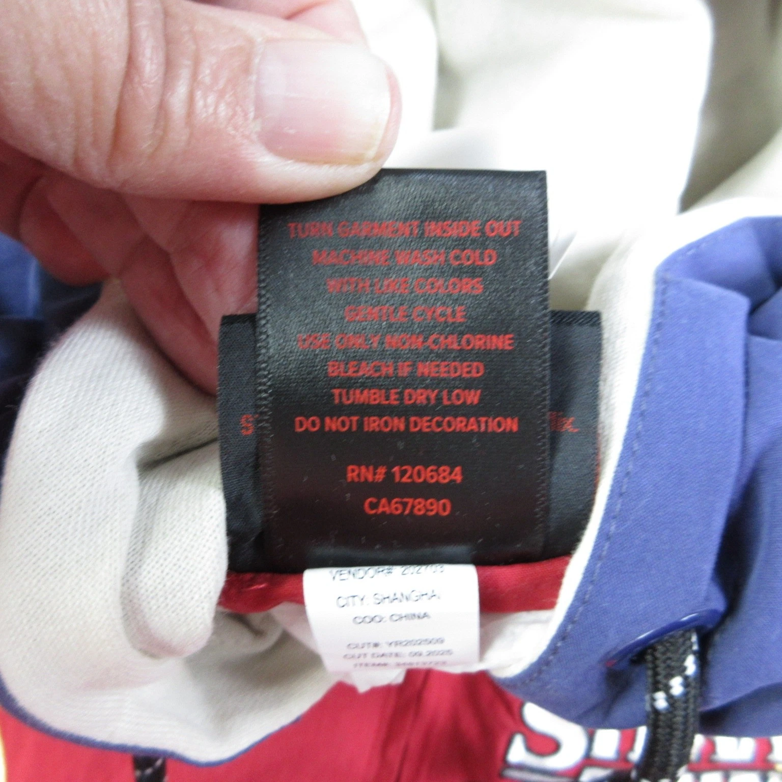 Stranger Things Jacket Mens S Red BoxLunch Windbreaker Hooded Lined Zip NWT image 14