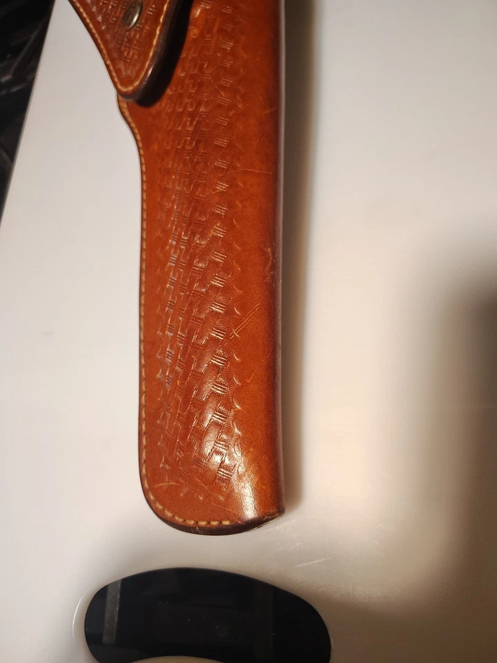 VINTAGE ( BIANCHI ) S & W #16-L ( LARGE REVOLVER 🔫 ) HOLSTER/ SEE PHOTOS - Image 2 of 4