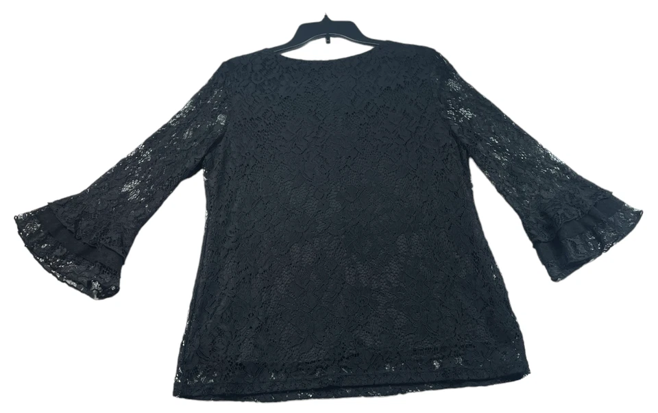 Blusa Elle Feminina Tamanho Grande Preta Floral Renda Manga Flare - Imagem 2 de 4