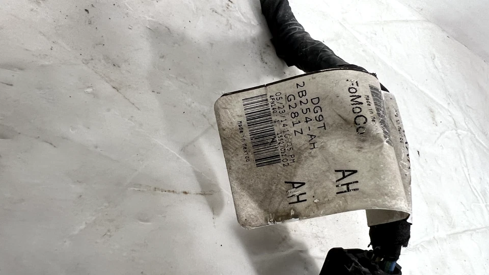 2014 Lincoln MKZ Rear Right Brake Caliper Cable Wire DG9T2B254AH - Image 4 of 4