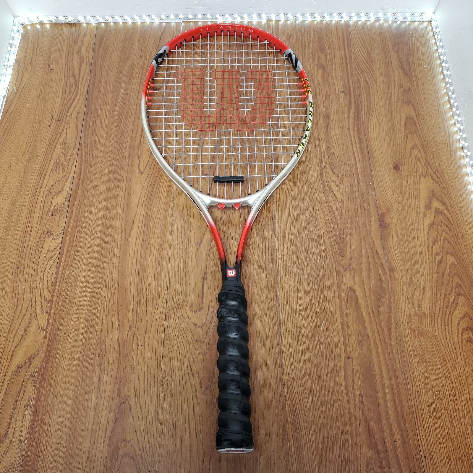 Wilson Tie Breaker 110 Tennis Racquet 4 1/2 Grip Power Bridge