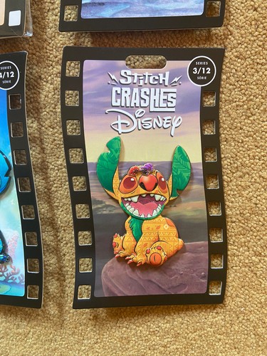 Stitch Crashes Disney Store Pin The Lion King BNOC 3/12 Limited Release
