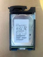 EMC 005049675 600GB 15K SAS 3.5 6G HDD HUS156060VLS60 VNX5100/5300 Hard Drive